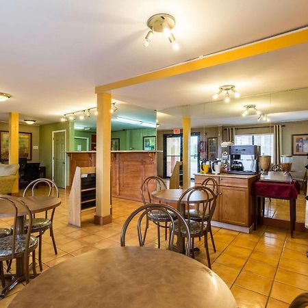 Rodeway Inn Alexandria Extérieur photo