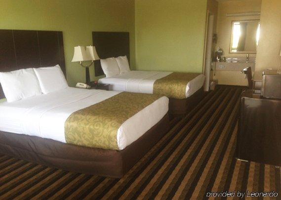 Rodeway Inn Alexandria Extérieur photo