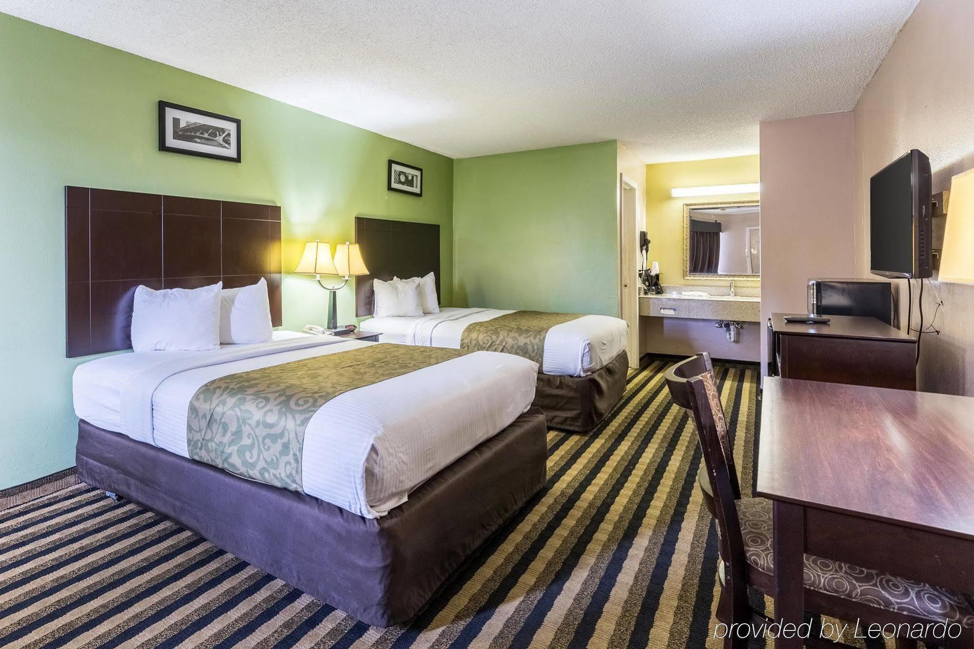 Rodeway Inn Alexandria Extérieur photo