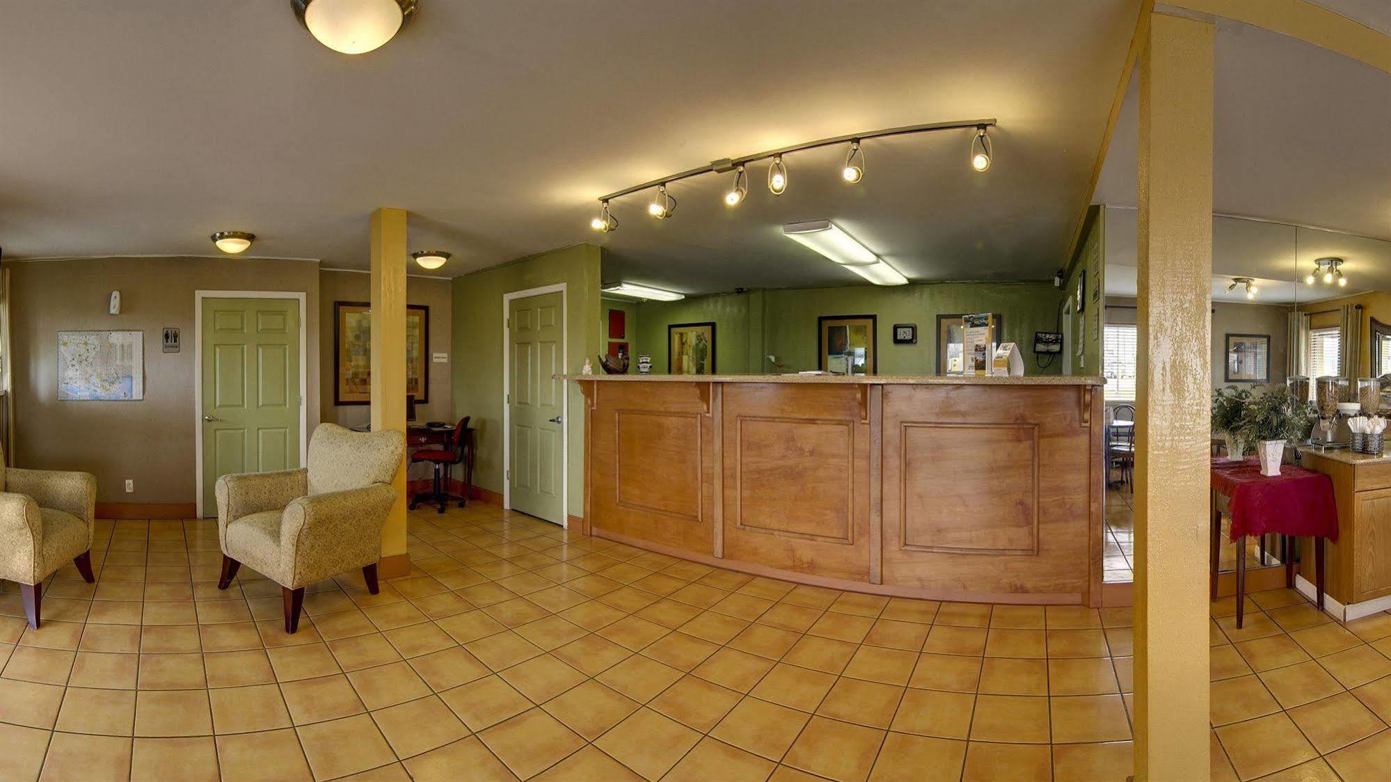 Rodeway Inn Alexandria Extérieur photo