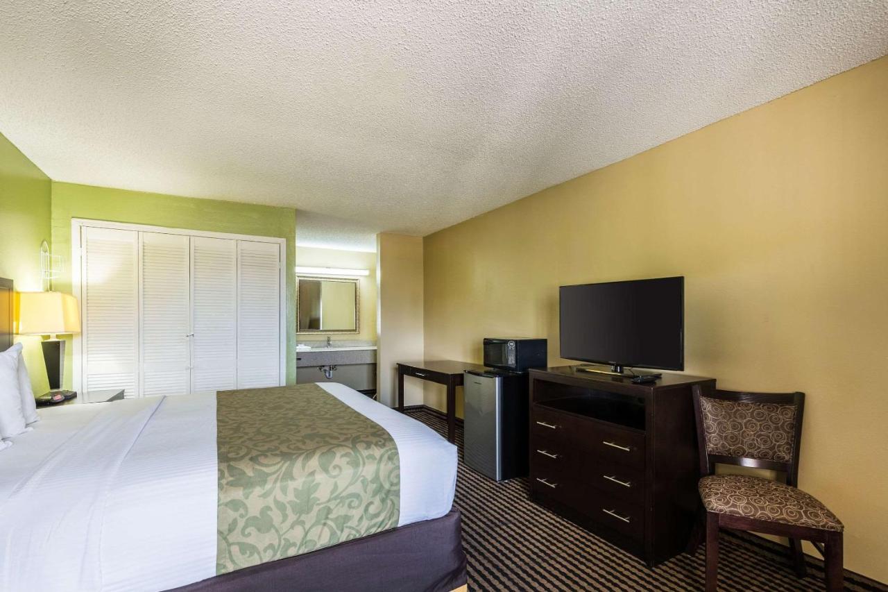 Rodeway Inn Alexandria Extérieur photo