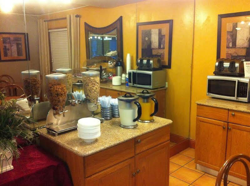 Rodeway Inn Alexandria Extérieur photo